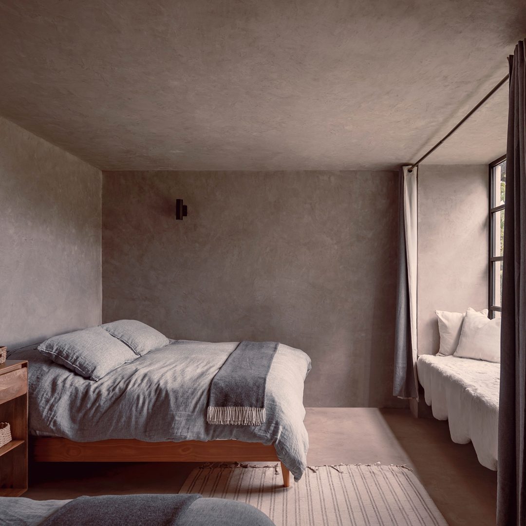 11-1 gallery image CEMHER New Zealand Microcement Pool Aerial View